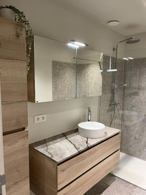 Surmont 52 Apartment Ieper Ngoại thất bức ảnh